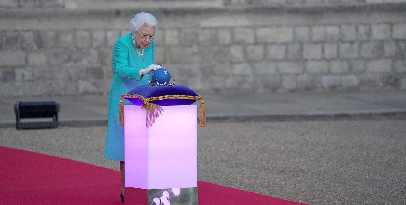 La familia real se reúne en Balmoral para acompañar a la Reina Isabel II