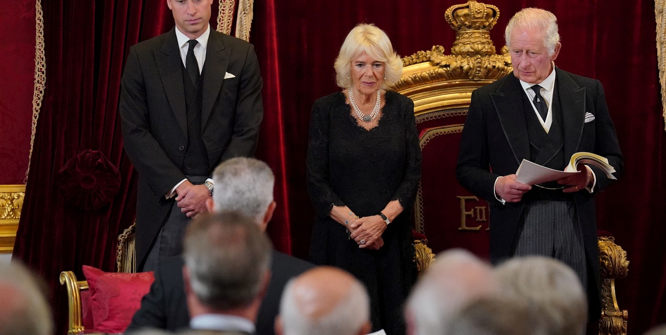Carlos III fue proclamado nuevo rey de Inglaterra 