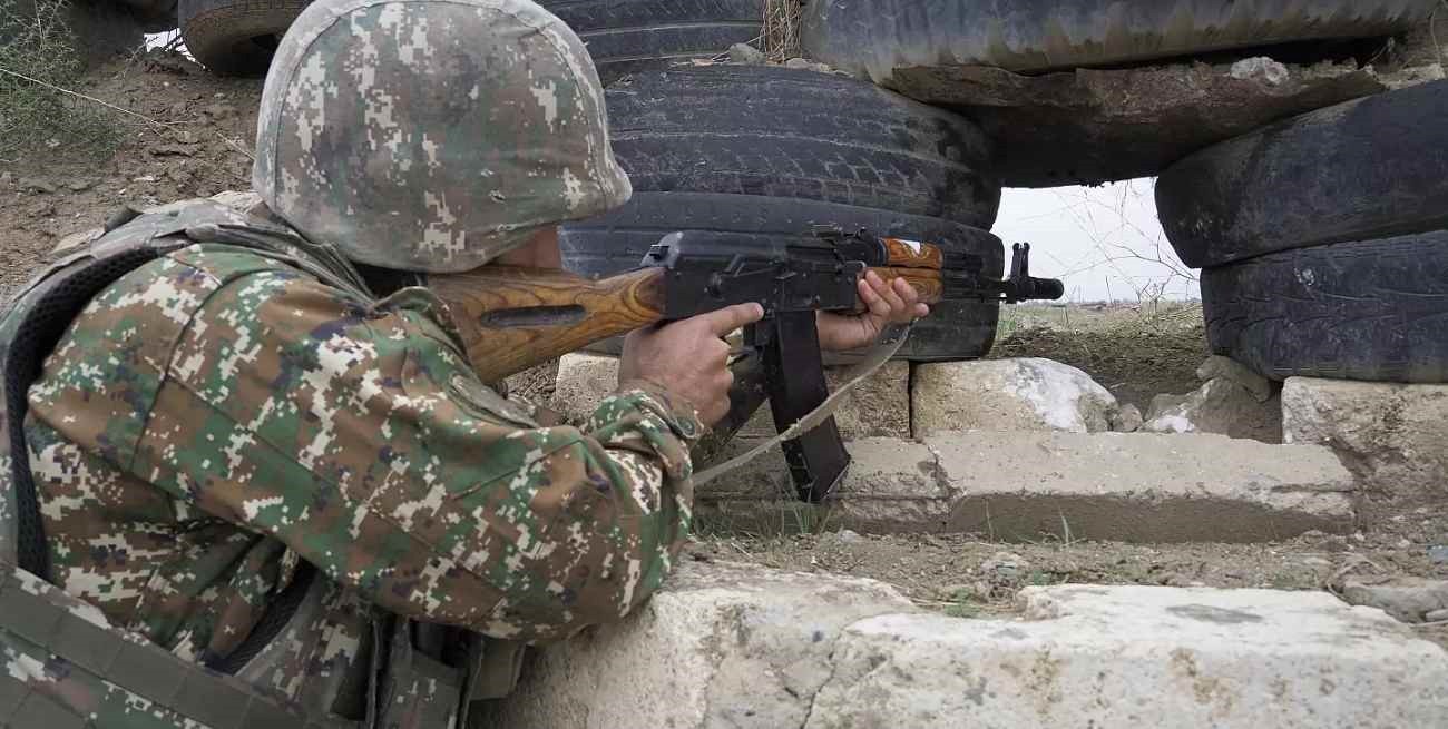 Armenia y Azerbaiyán firmaron un nuevo alto al fuego tras enfrentamientos que dejaron 155 muertes