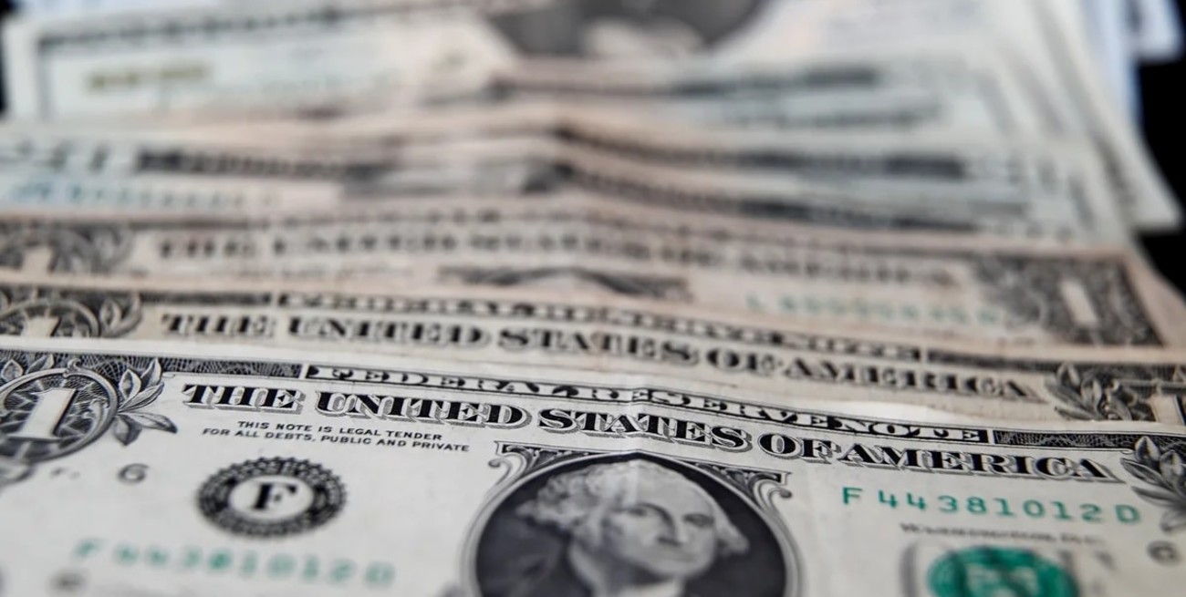 El dólar blue cerró la semana a $ 277