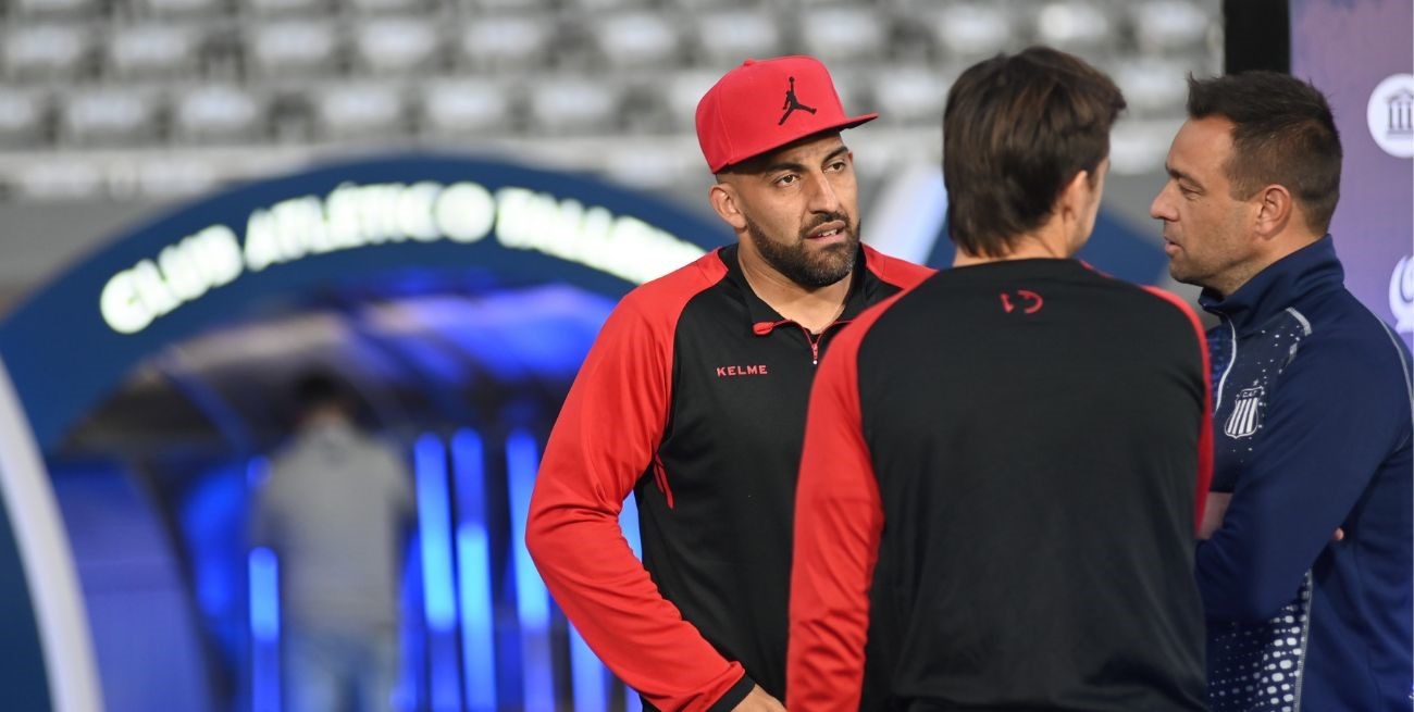 Si juega mal, Colón pierde; y si no juega mal, también