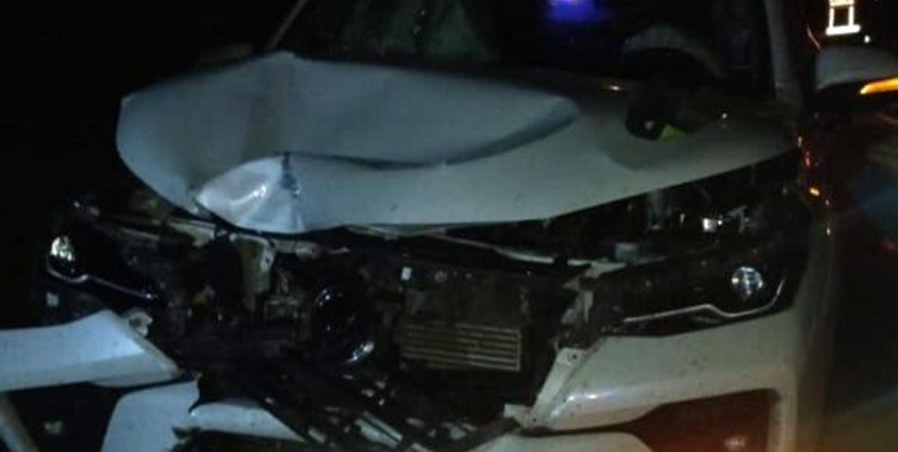 Atropelló a motociclistas y uno de ellos quedó grave