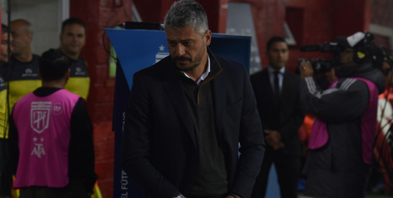 Gustavo Munúa: “Un representante quiso tomar un café pero no hubo un ofrecimiento”