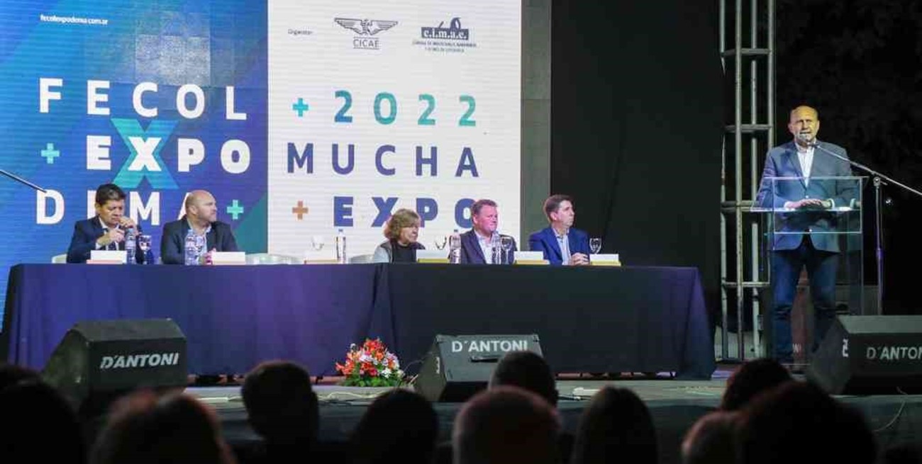 Con la participación de Perotti, Fecol + Expodema abrió las puertas en Esperanza