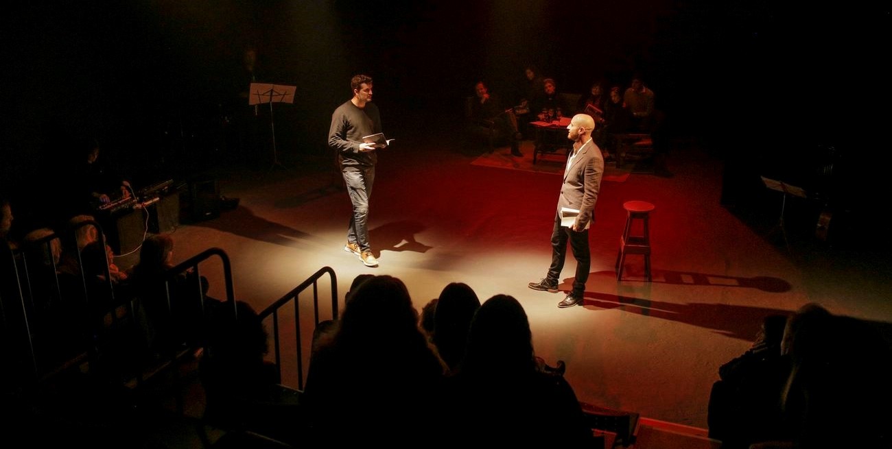 “Esplendor", un poemario creado con jirones de vida
