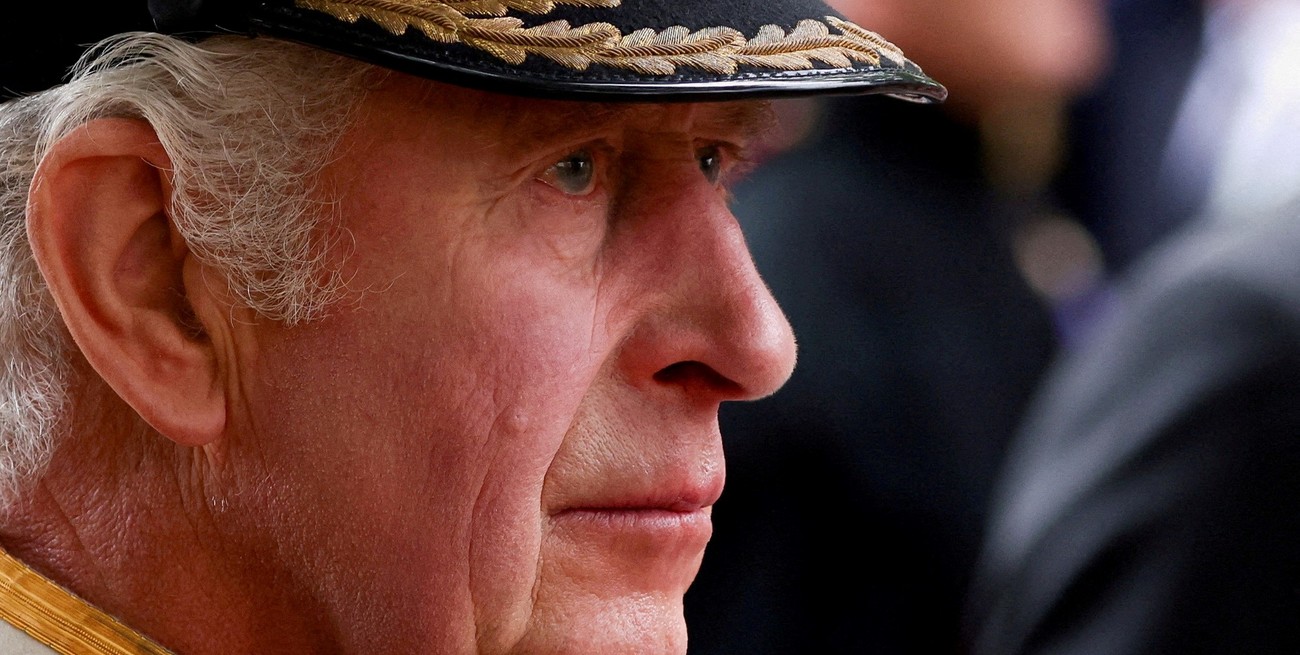 El Palacio de Buckingham publicó el monograma oficial del rey Carlos III