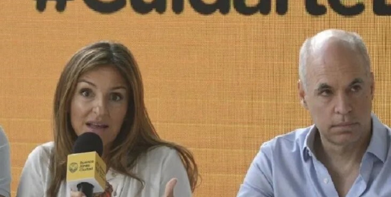 Acuña comparó las tomas con las amenazas de bomba a las escuelas