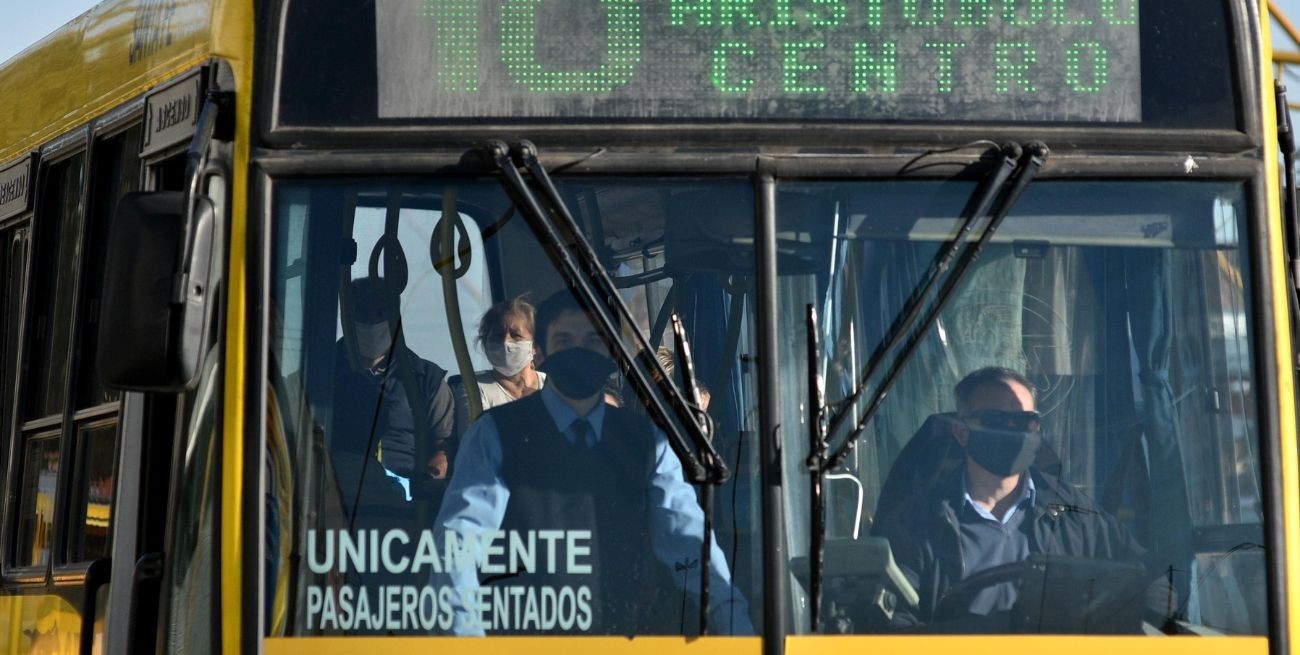 Dejó de ser obligatorio el uso del barbijo en el transporte público
