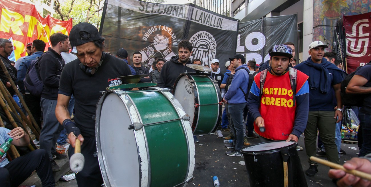 Neumáticos: nuevo fracaso en las negociaciones y continúa el conflicto 