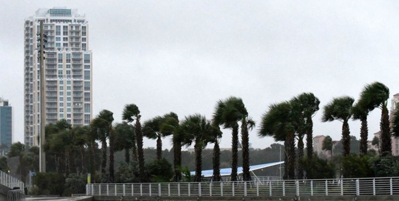 El huracán Ian cambió a categoría 4: se esperan inundaciones y tornados