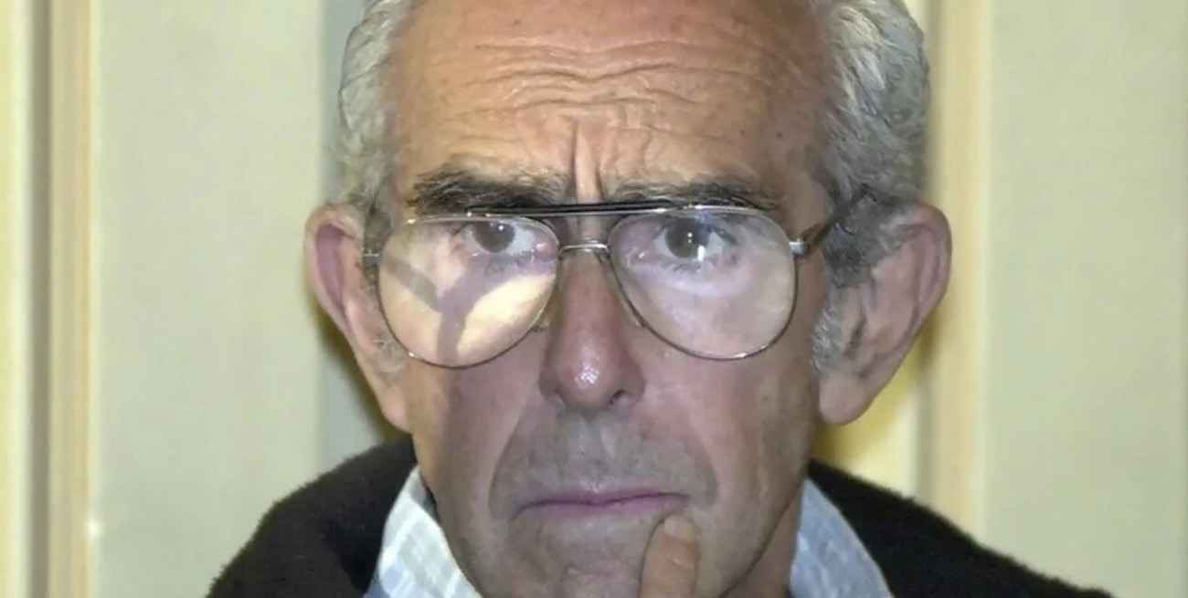 Venden a un precio exorbitante los anteojos de Ricardo Barreda: cuánto valen