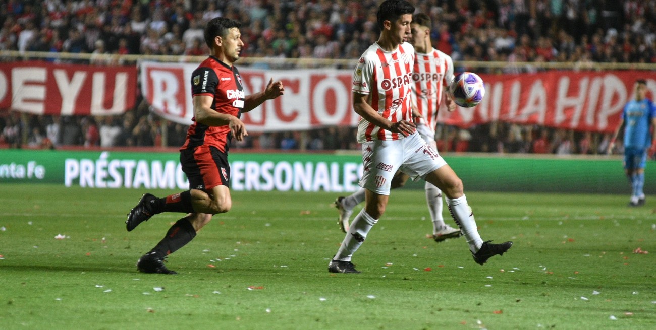 Unión se va en intenciones como se le van sus ilusiones: cayó ante  Newell's
