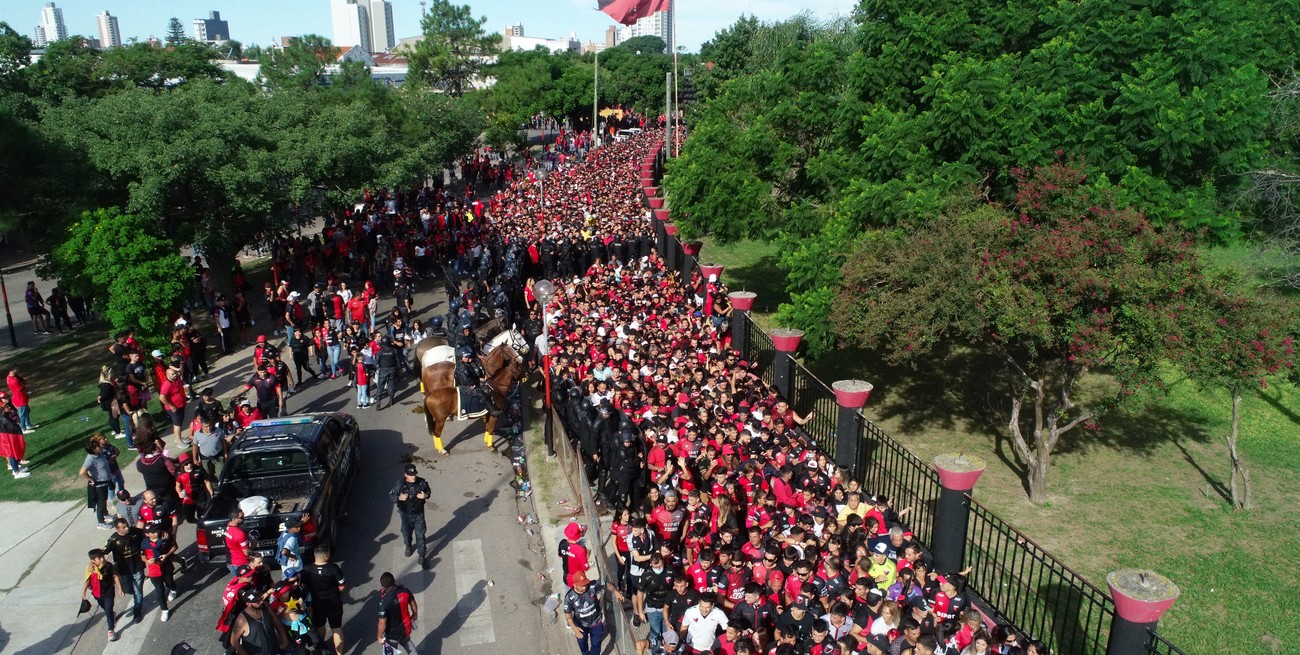 Colón recibe a Patronato el miércoles: ¿los hinchas vuelven a la cancha?