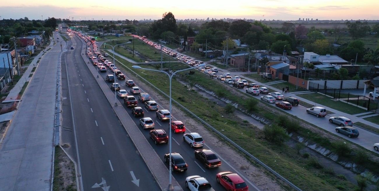 Nuevo colapso en el tráfico por un accidente en el ingreso a Santa Fe