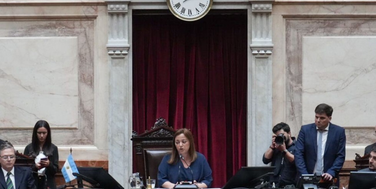 Cecilia Moreau acordó con todos los bloques cómo seguirá el tratamiento del Presupuesto en Diputados

