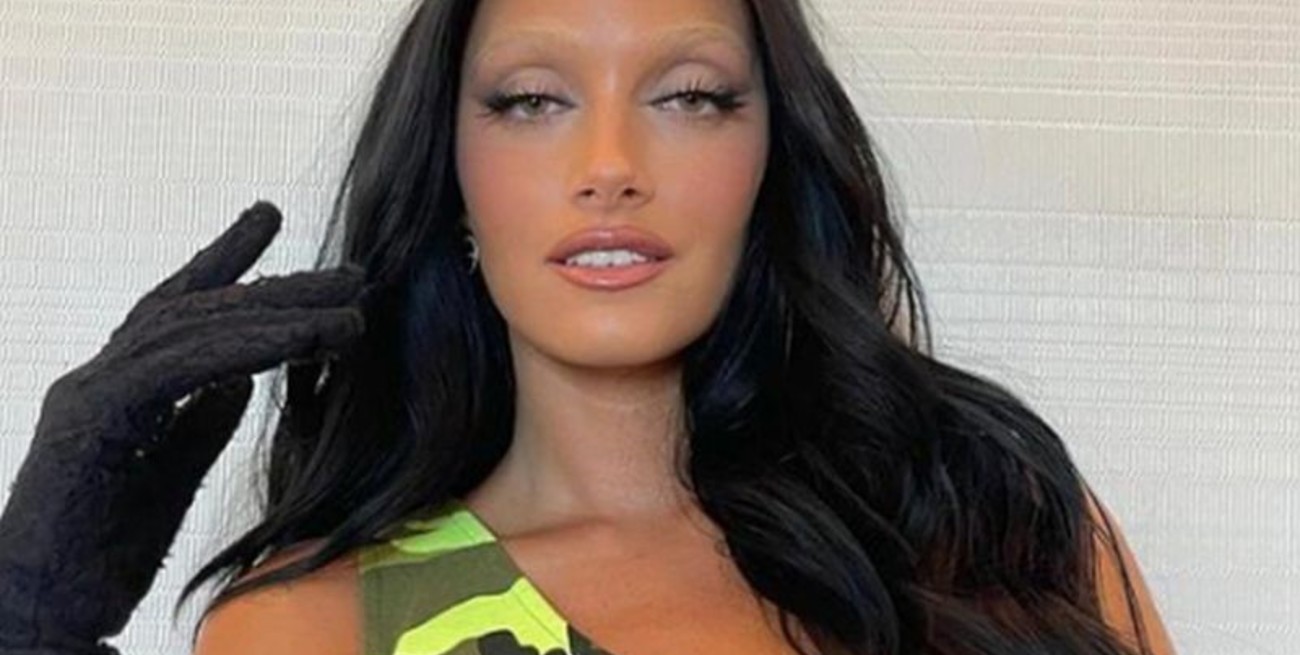 Oriana Sabatini estudia “lo que se hace para preparar los cadáveres para los velorios"