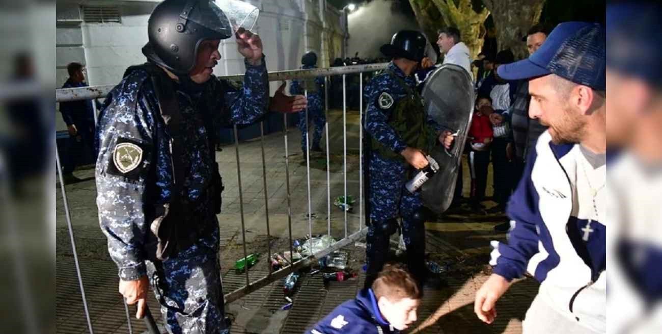 Incidentes: desde Aprevide aseguran que el partido entre Gimnasia y Boca “no se jugará por ahora”