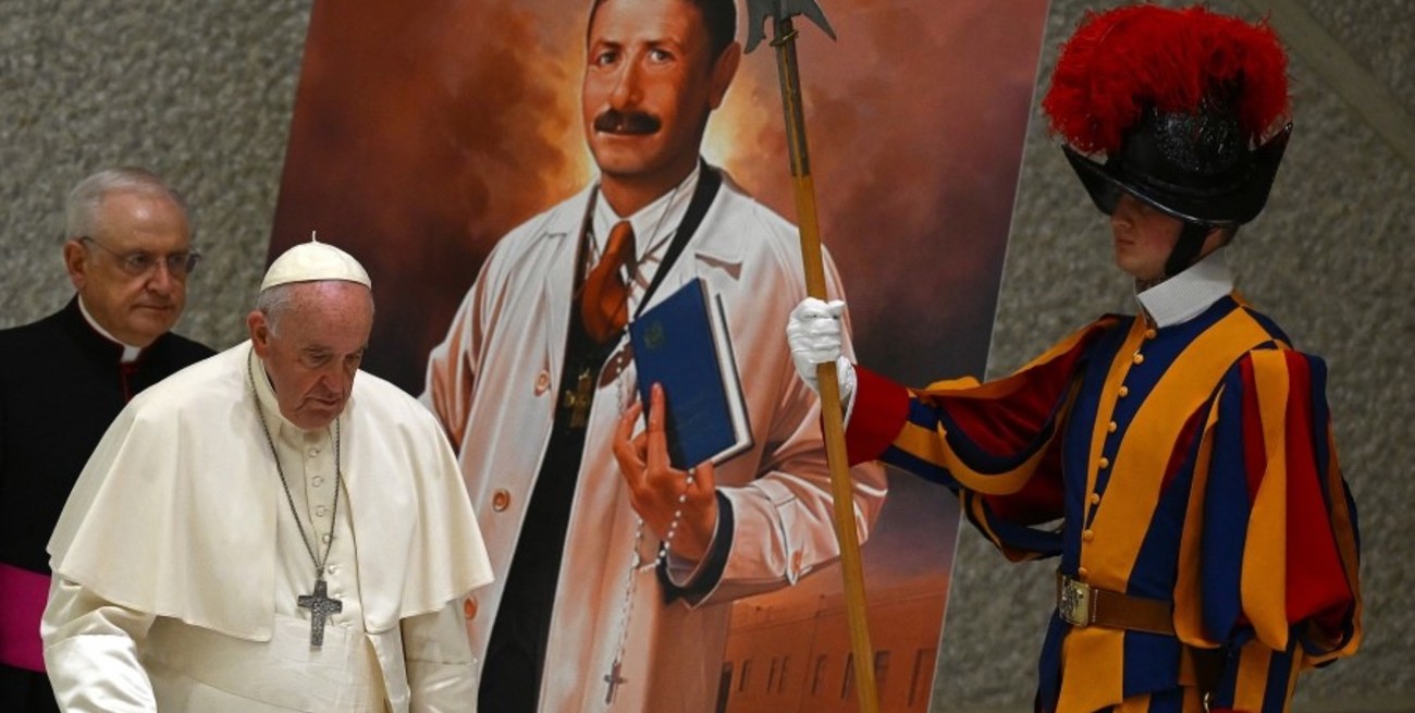 El papa Francisco canonizará a Artémides Zatti, el primer santo argentino no religioso