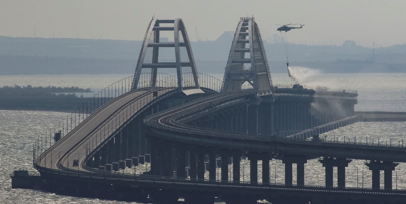 Rusia informó tres muertos por la explosión en el puente a Crimea