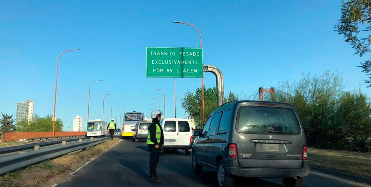 Dos choques y caos en el ingreso a Santa Fe por Ruta 168