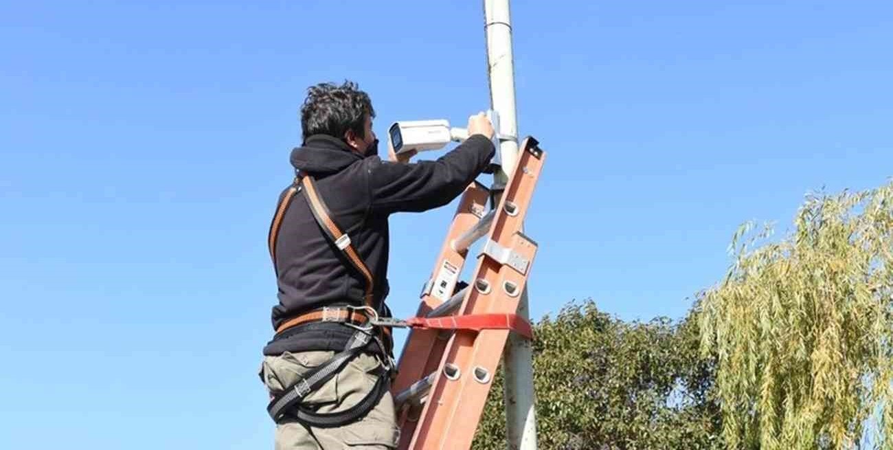 El municipio instala más cámaras de seguridad en barrios de Rafaela