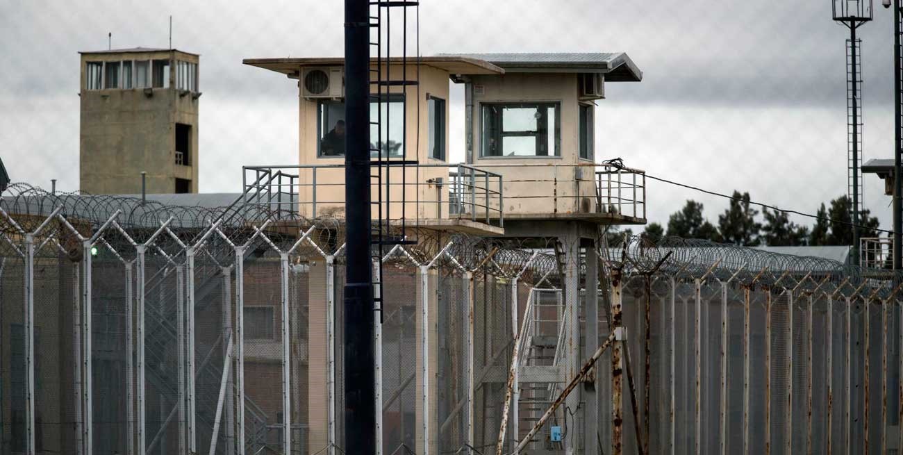 Allanaron una celda de la cárcel de Piñero tras las amenazas a la prensa en Rosario
