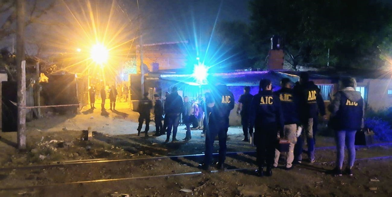 Asesinan de 20 balazos a un joven en la zona oeste de Granadero Baigorria