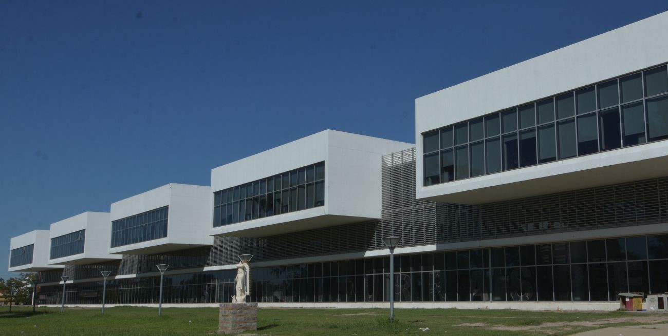 Un joven baleado en la cabeza por una mordedura de perro