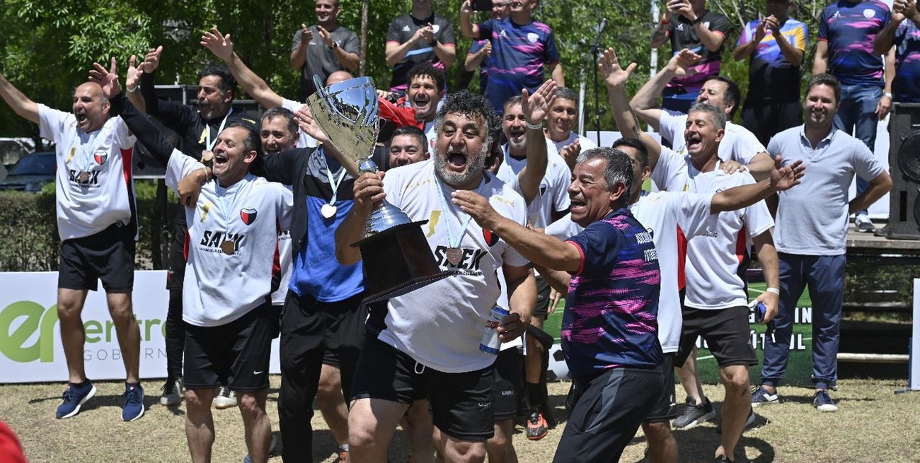 Sabaleros del Alma y Amigos del Litoral, se coronaron en Paraná