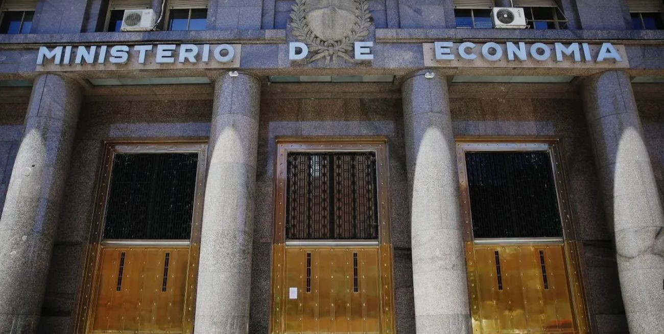 La deuda pública es de US$ 382.249 millones