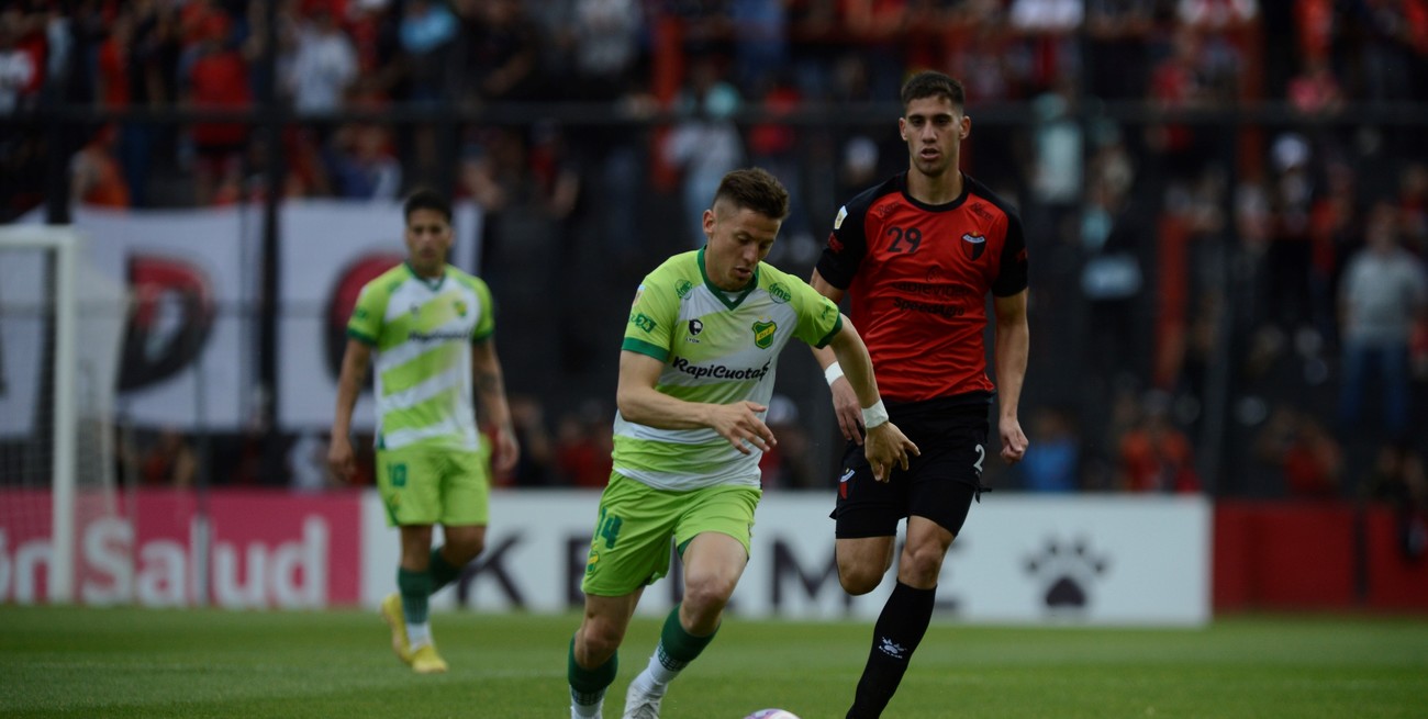 Colón cayó 2 a 1 ante Defensa y Justicia en Santa Fe