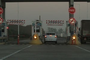 El ISSP se movió 0,1% mensual, reflejando una economía planchada: creció la movilidad de pasajeros, pero retrocedieron energía, carga y peajes.