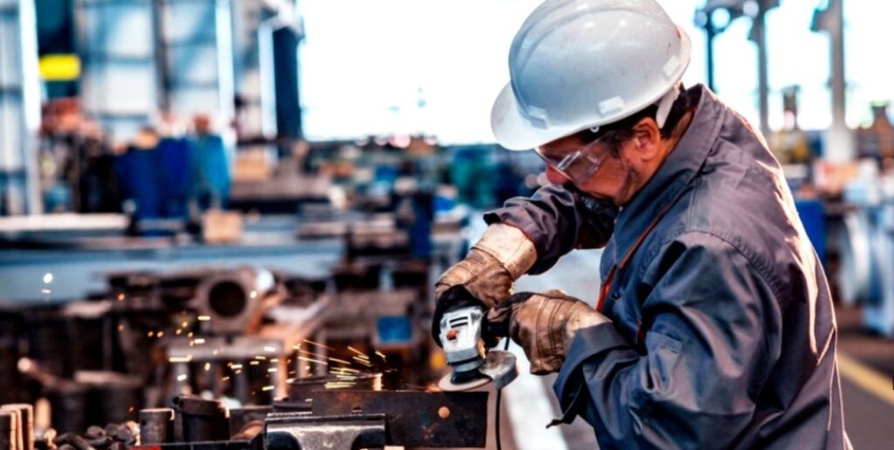 La actividad económica provincial volvió a registrar una caída en abril