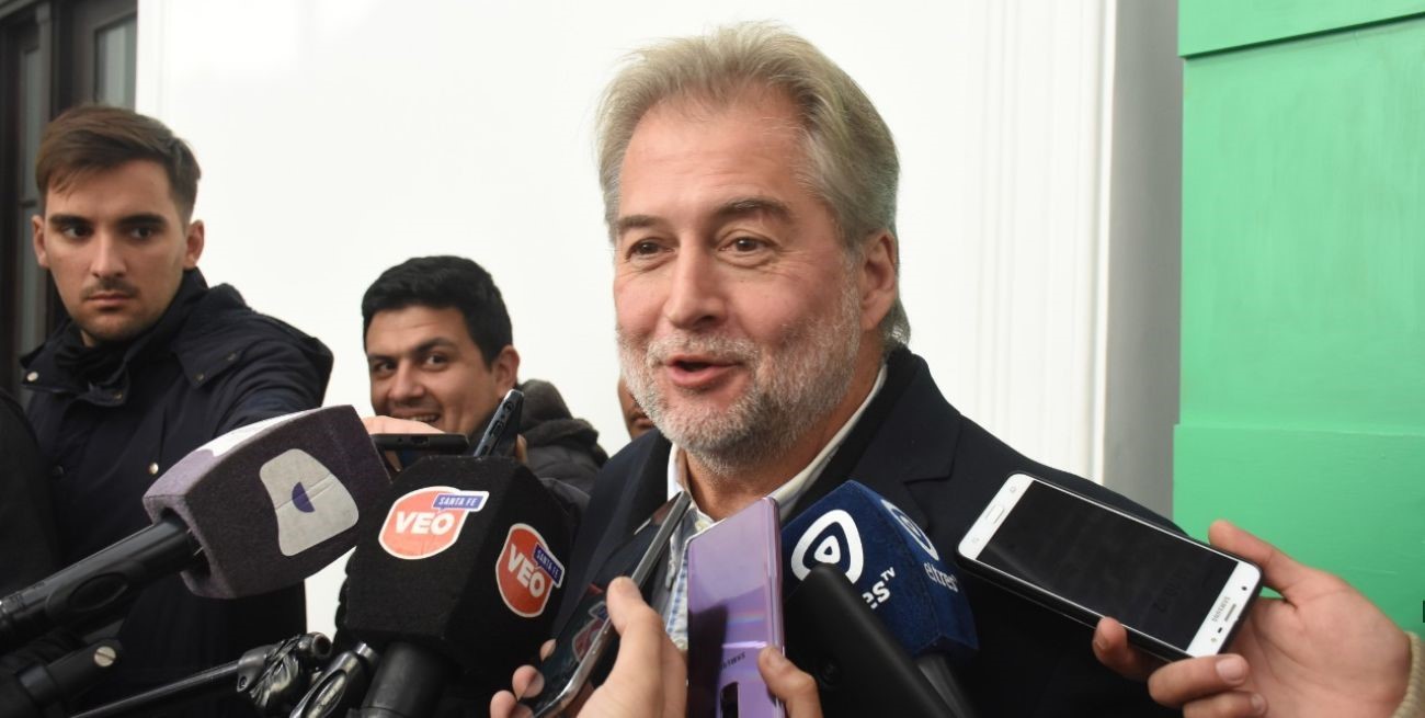 Mirabella no votará "asimetrías" hacia el transporte en el interior