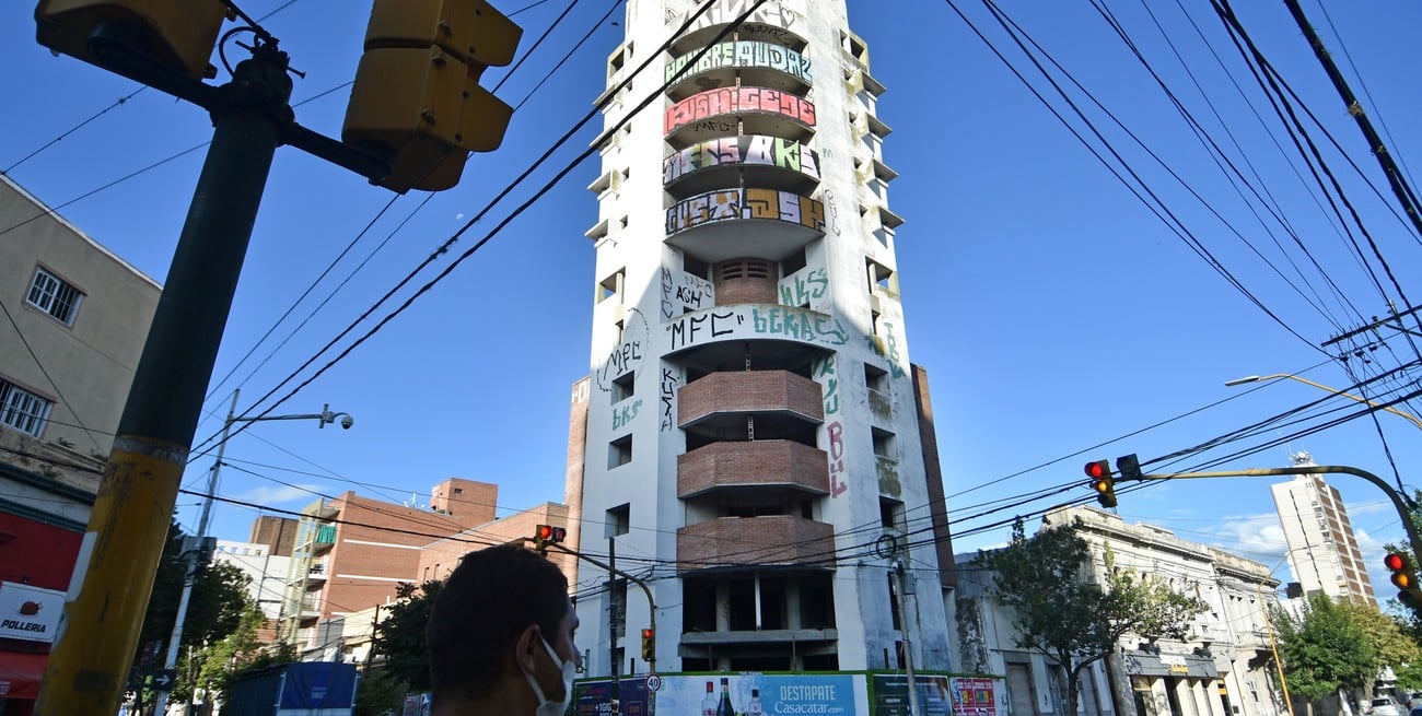 Liberaron al imputado por la usurpación del edificio abandonado de Suipacha y 9 de Julio