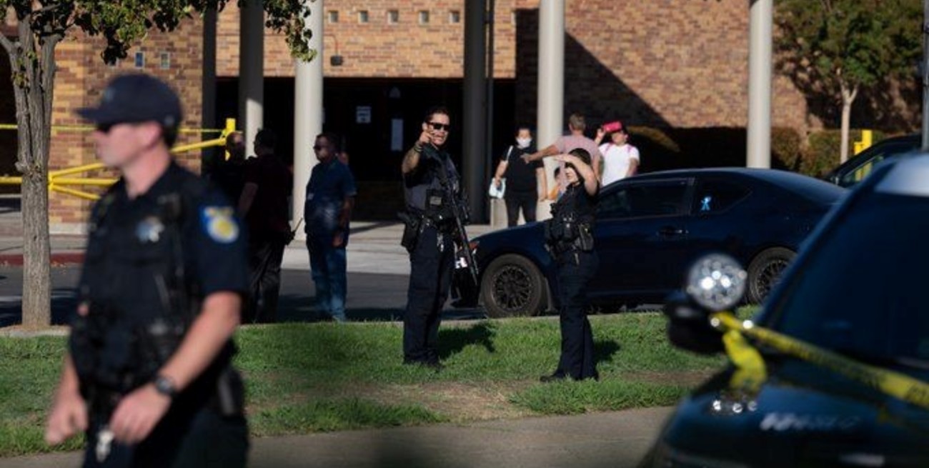 Video: muertos y heridos durante un tiroteo en otra escuela de Estados Unidos