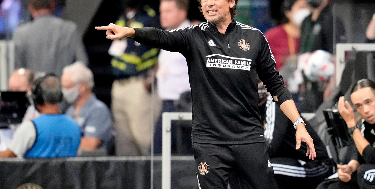 Newell’s Old Boys oficializó a Gabriel Heinze como nuevo director técnico