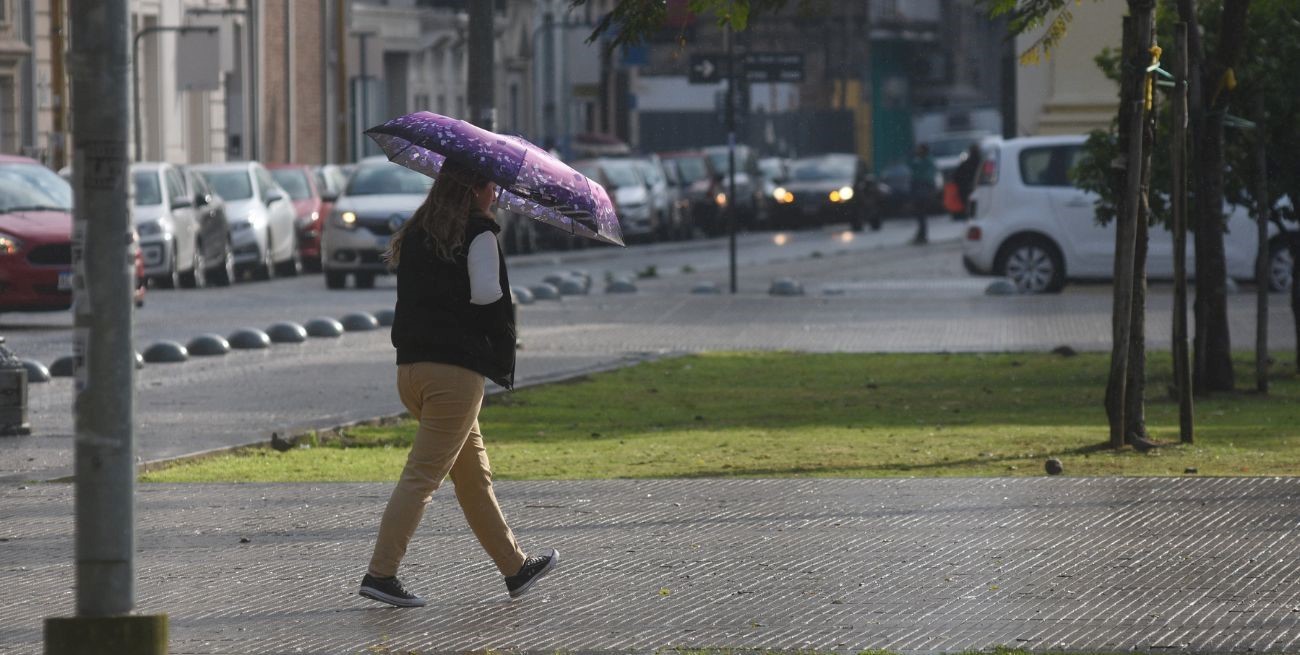Miércoles de lluvia: ¿Cómo seguirán las precipitaciones en la ciudad de Santa Fe?
