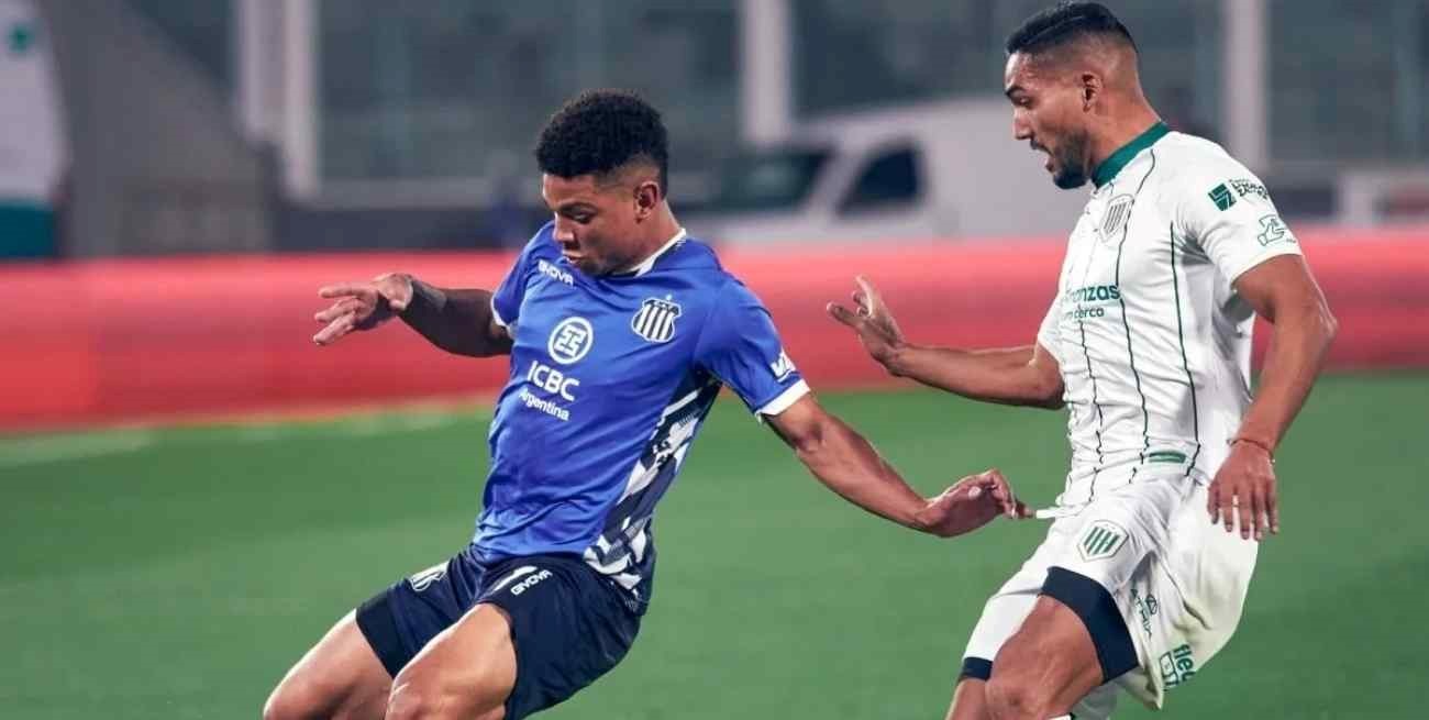 Talleres y Banfield se disputan un lugar en la final de la Copa Argentina