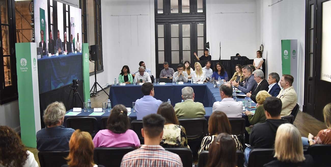 Ciudades latinoamericanas ponen en discusión en Santa Fe un modelo de desarrollo urbano

