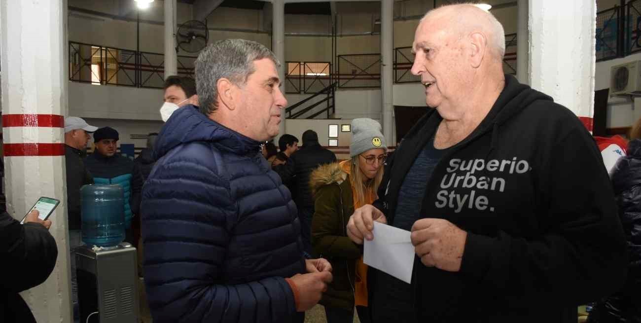 Unión: la asamblea y la continuidad del DT