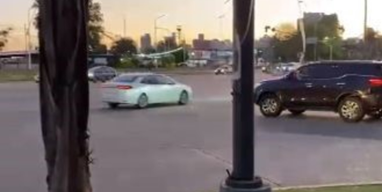 De los creadores de "Estacioná donde quieras"... llega: "Agarrá Belgrano y Alem en contramano"