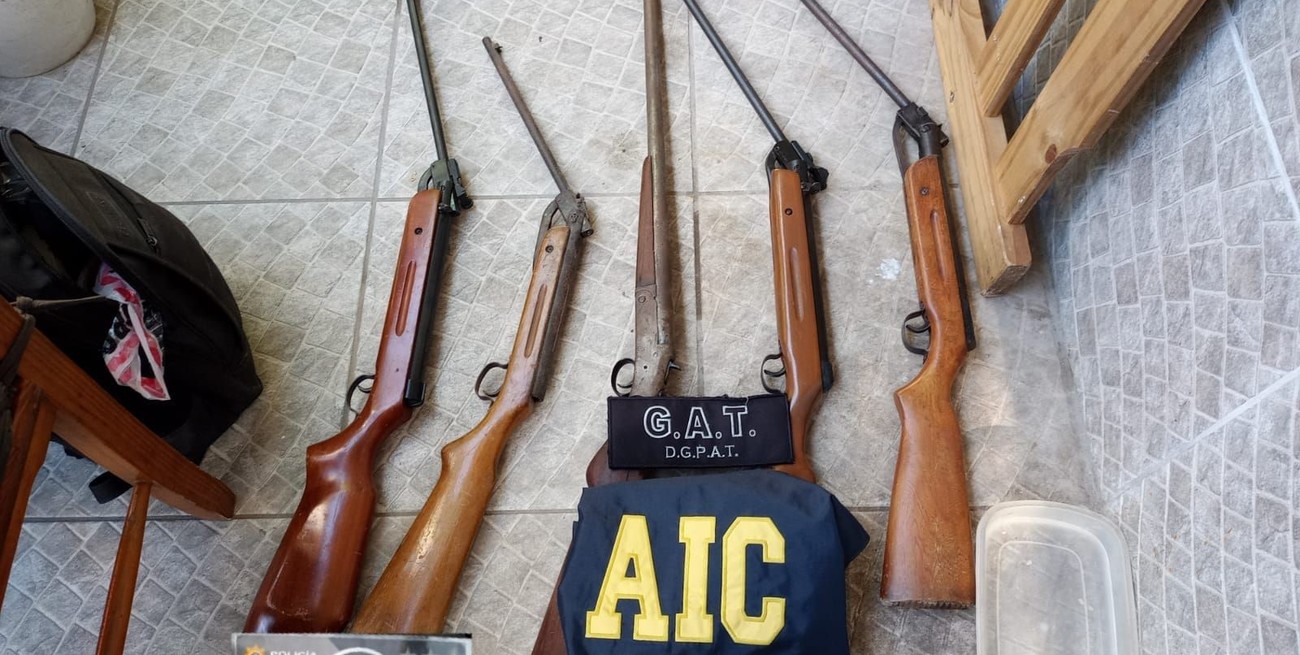 Secuestraron armas de distinto calibre, municiones, explosivos y vehículos requeridos por la justicia santafesina