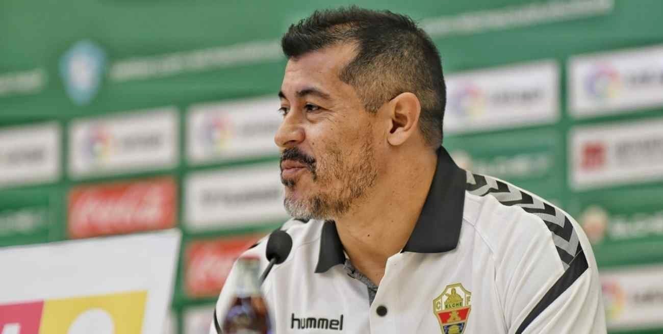 Jorge Almirón apenas dirigió cinco partidos en el Elche y fue despedido