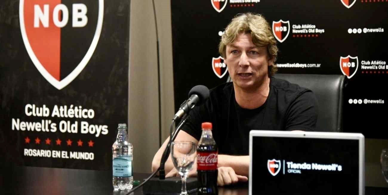 Newell's presentó a Gabriel Heinze como su nuevo director técnico