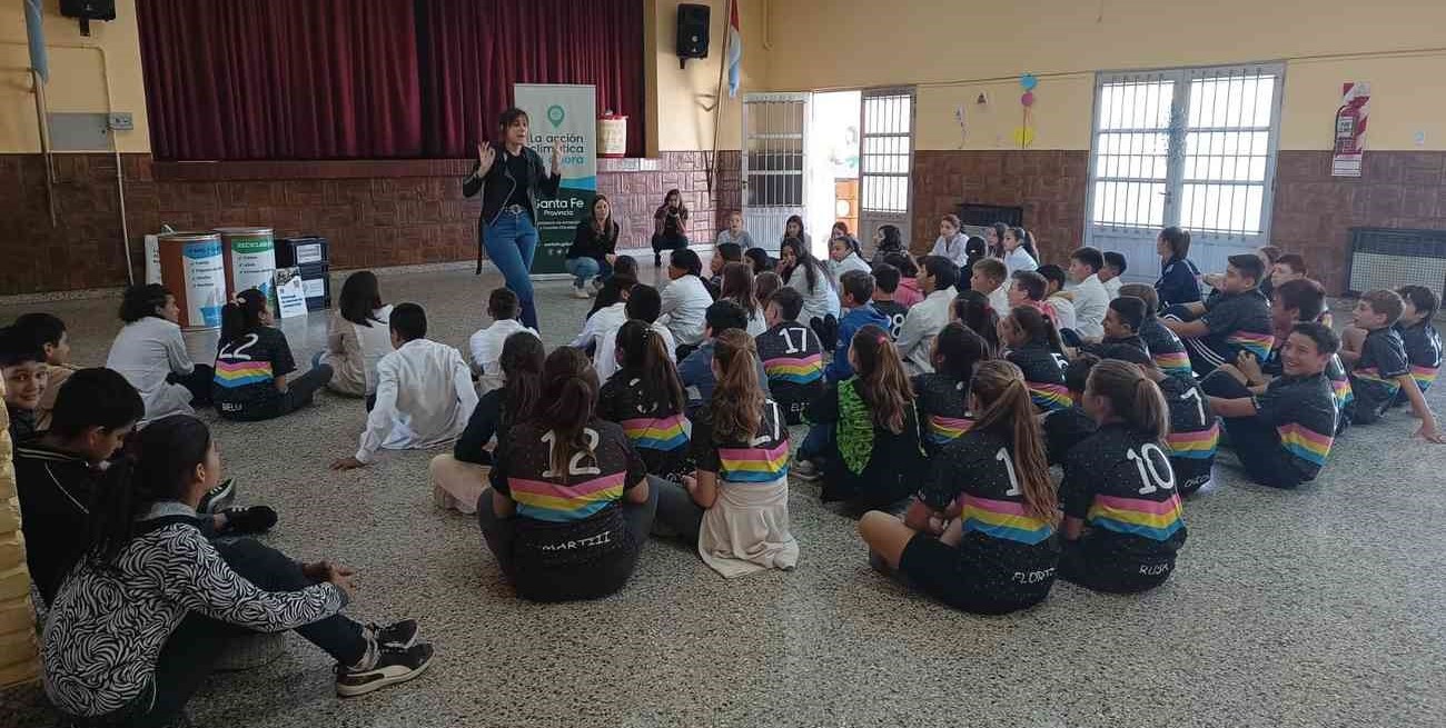 Alumnos de la Escuela Nº 359 participaron de una charla sobre ambiente y economía circular