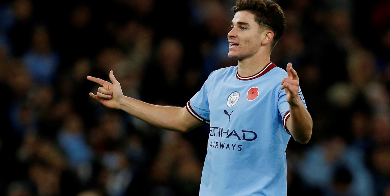 Gol de Julián Álvarez en la victoria del Manchester City ante Chelsea