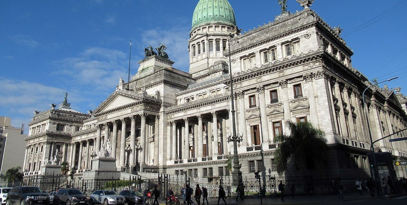 Funcionarios y especialistas en salud evaluaron proyectos en la Cámara de Diputados