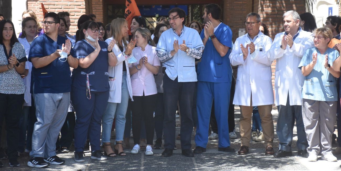 Médicos de los hospitales Alassia e Iturraspe reclamaron mejores condiciones laborales