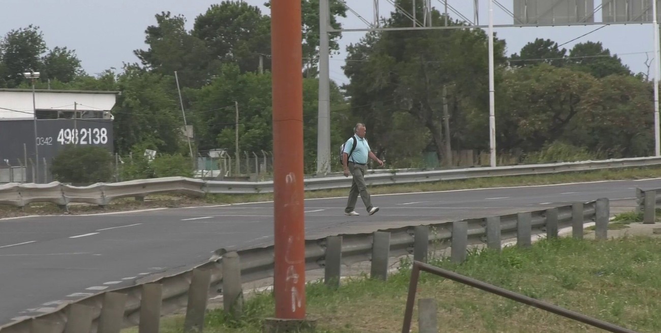 Accidentes en la ruta 168: preocupa el cruce de peatones a la altura de La Guardia